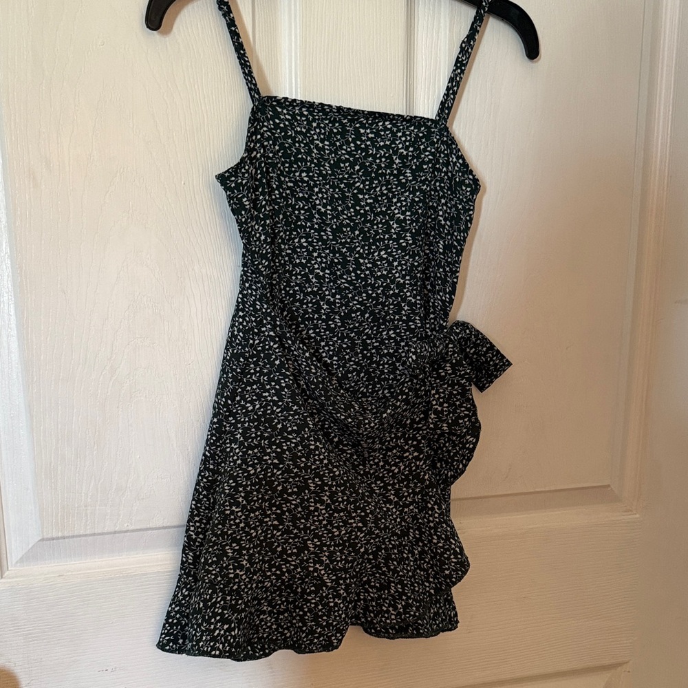 Girls' Dark Green Floral Spaghetti-Strap Casual Dress with Side Tie